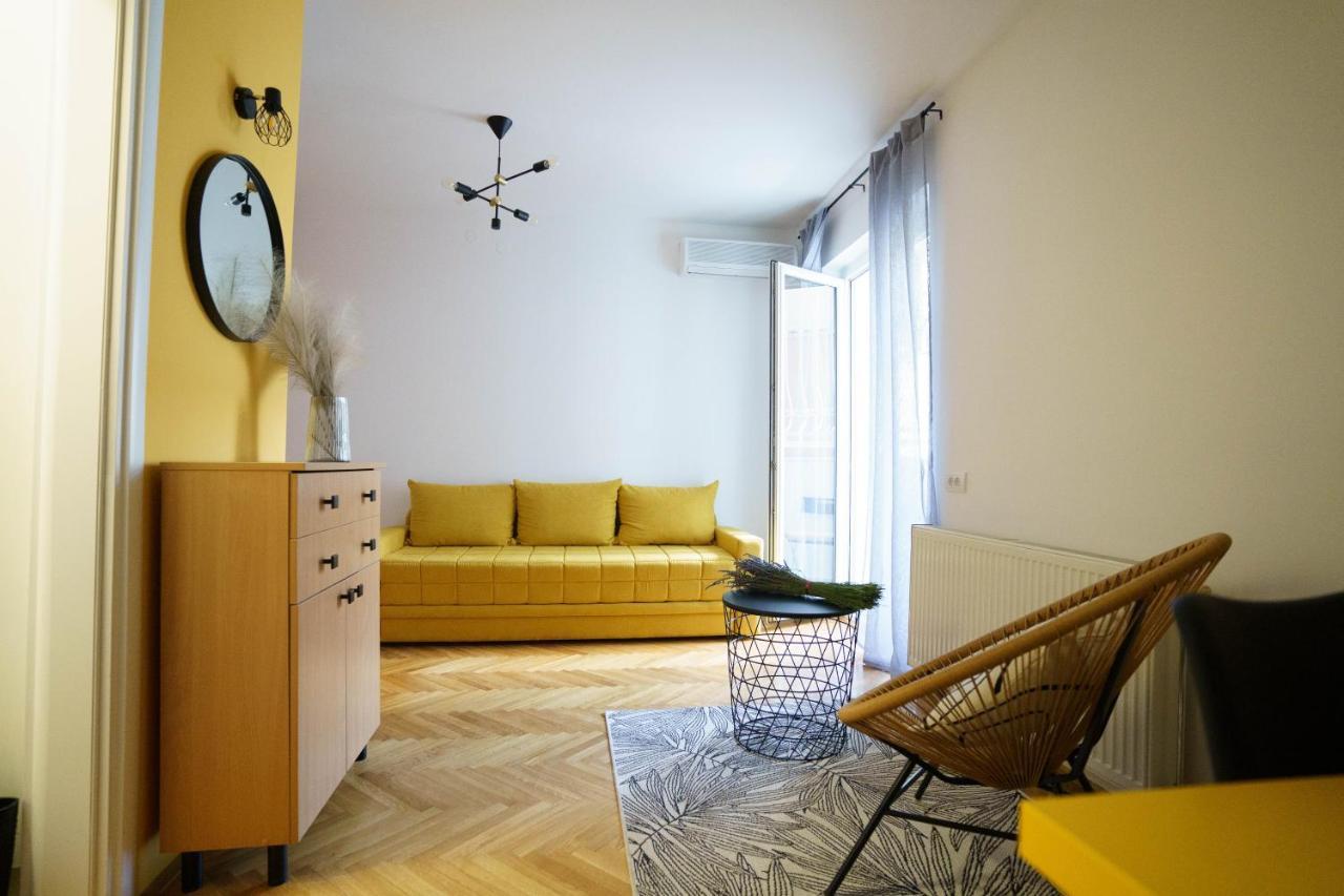 Sunny Place Novi Sad Luaran gambar