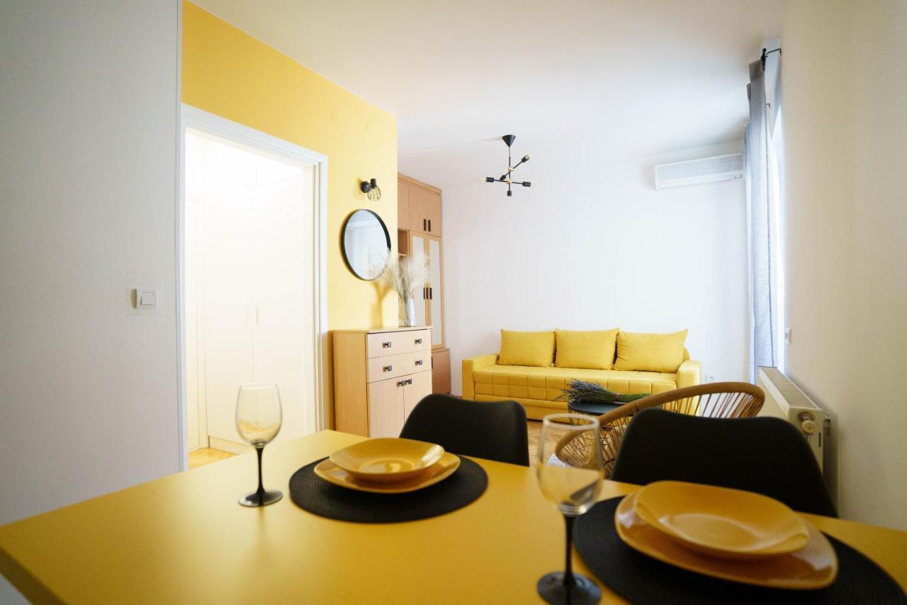 Sunny Place Novi Sad Luaran gambar
